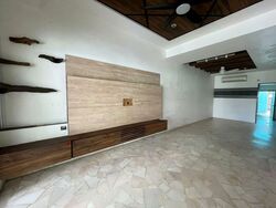 Hougang Avenue 1 (D19), Terrace #604815371